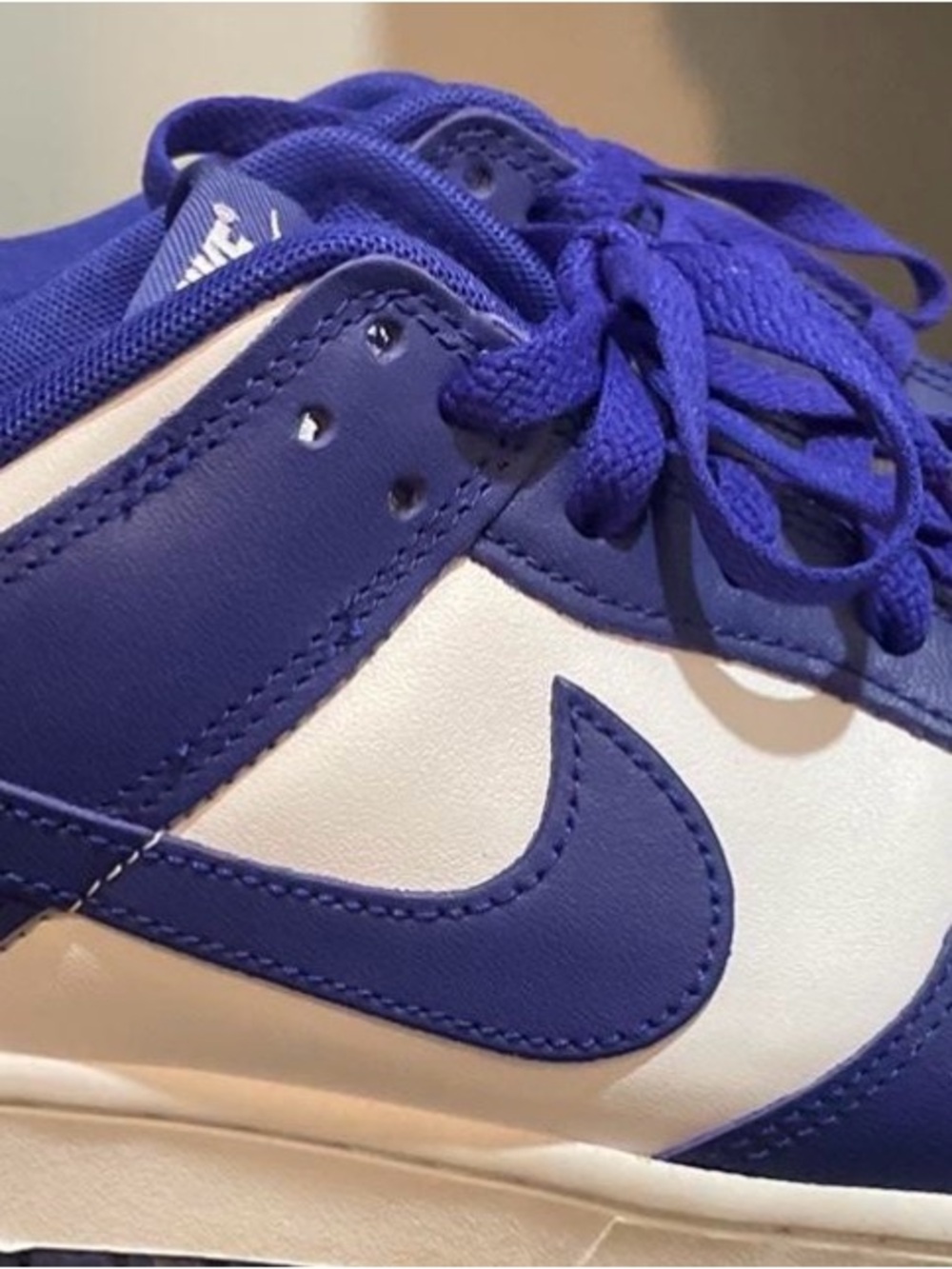Nike Men’s Dunks Low-Top Sneakers in White and Purple - Picture 2 of 5